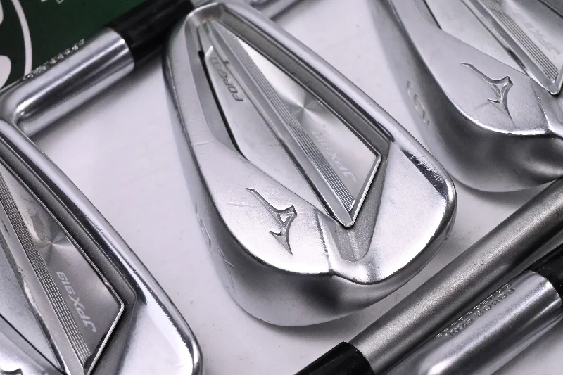 Mizuno JPX 919 Forged Irons / 4-PW / X-Flex KBS Tour C-Taper 130 Shafts